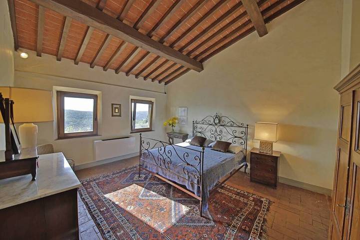 My Tuscan Villa: Complete privacy, nestled among pine and olive trees in Palaia, Pisa e dintorni