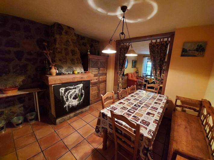 Gîte pour 10 personnes, avec vue, animaux acceptés à Hinojosa de Duero