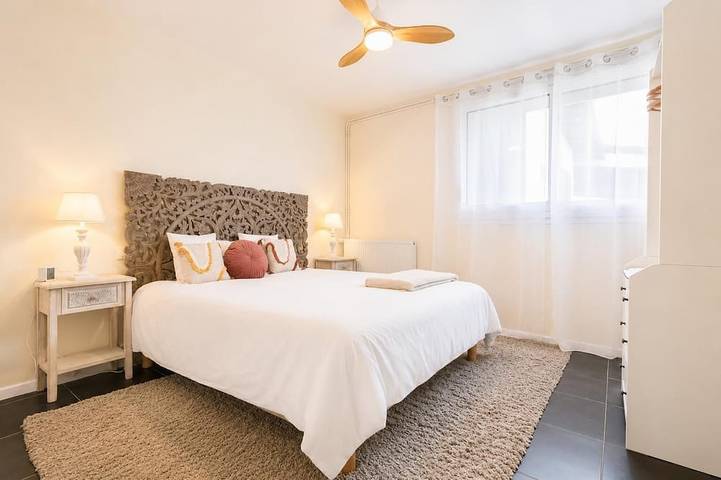 Location de vacances pour 4 personnes, avec piscine et jardin à Saint-Élix-le-Château - 2