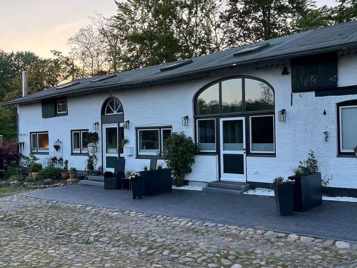 Ferienwohnung für 4 Personen, mit Seeblick und Terrasse sowie Garten in Stadt Glücksburg - 2