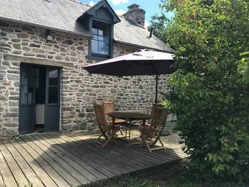 Gîte pour 4 personnes, avec terrasse à Mont-Dol