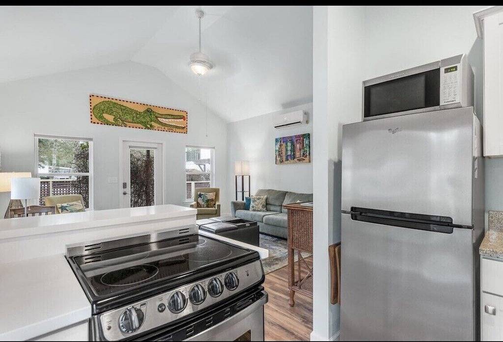 Cabin for 2 Guests in Dune Allen Beach, Emerald Coast