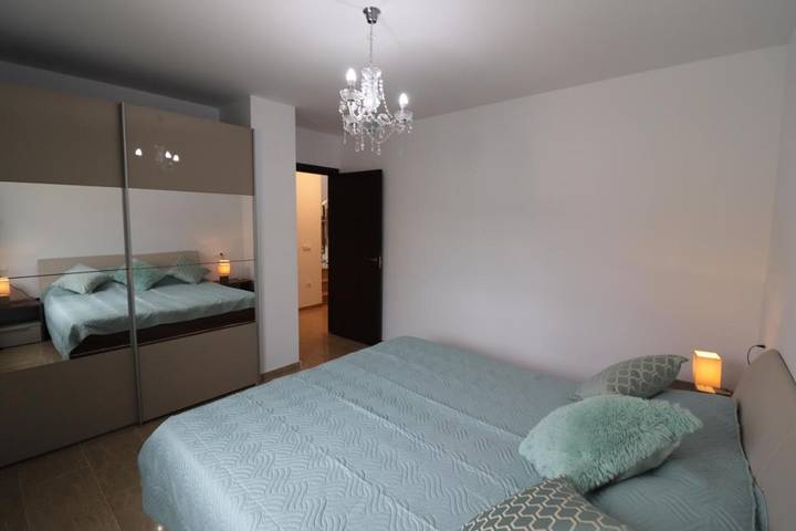 Chalet para 10 personas, con piscina además de balcón y jacuzzi en Baix Camp - 3