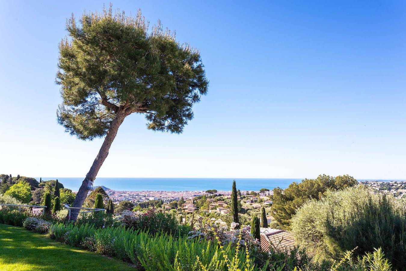 Villa  Adriana Vi4411 By Riviera Holiday Homes in Nice (France), Mediterranean Coast (France)