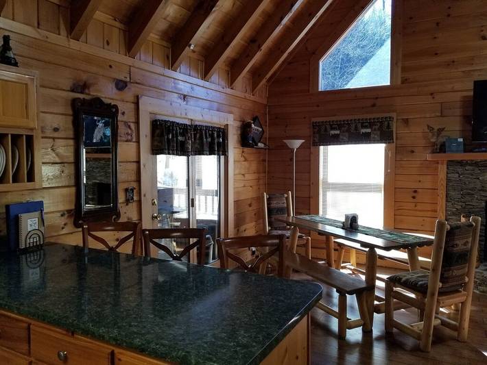 Cottage for 9 people, with yard and hot tub in Pigeon Forge