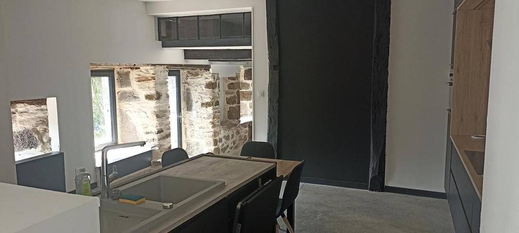 Location de vacances pour 6 personnes, avec Terrasse et Vue à Saint-Chély-d'Aubrac - 4
