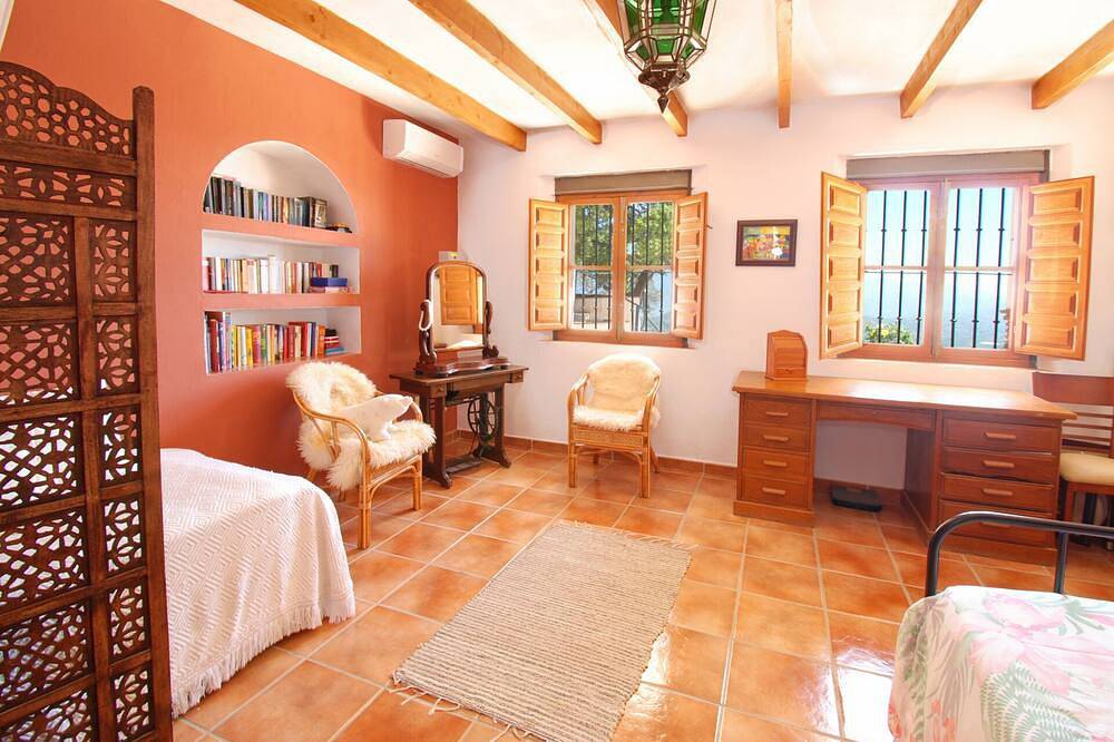 Villa Cuatro Vientos: Erleben Sie einen Traumurlaub im Herzen Andalusiens in Comares, Málaga Provinz