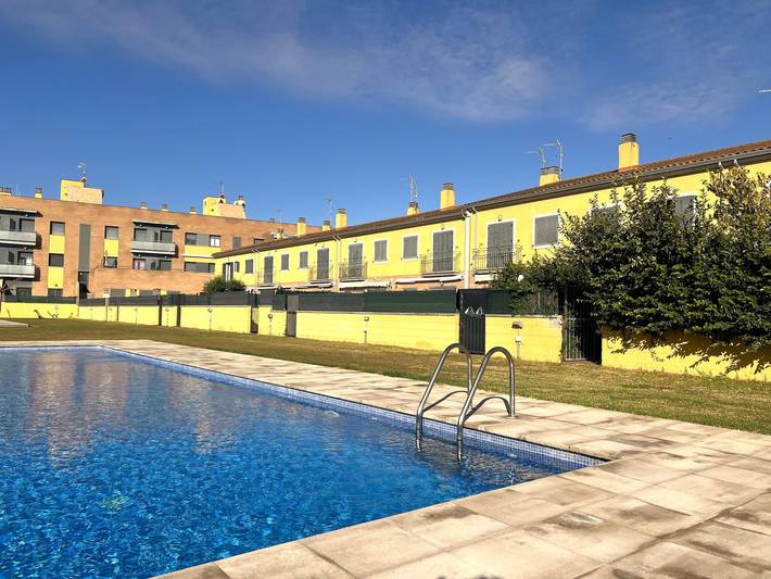 Casa rural para 6 personas, con jardín además de piscina y balcón en San Pedro Pescador - 3