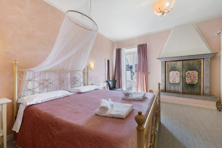 B&b voor 2 personen, met tuin en whirlpool in Toscolano-Maderno