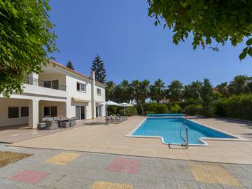 Villa for 10 People in Larnaca District, Photo 4