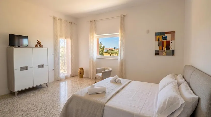 Appartamento vacanze per 4 persone, con panorama e balcone nonché giardino - 1