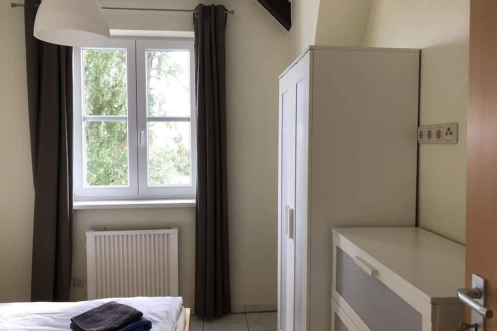 Ganze Wohnung, Ruhige Ferienwohnung mitten in der Natur in Ludorf, Müritz