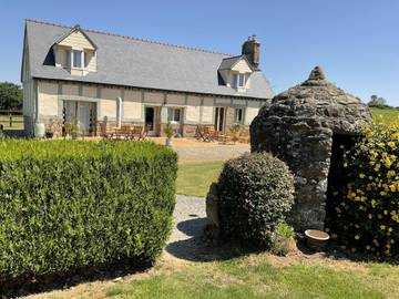 Gîte pour 6 personnes, avec jardin à La Trinité (Manche)