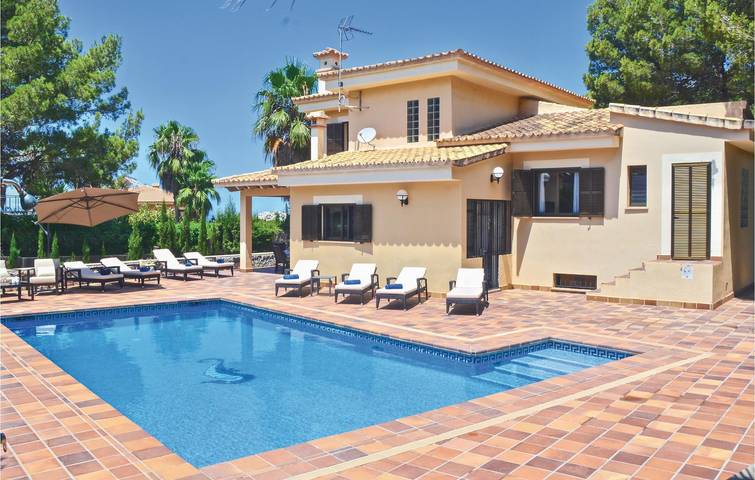 Ferienhaus für 8 Personen, mit Terrasse und Garten in Badia Gran - 4