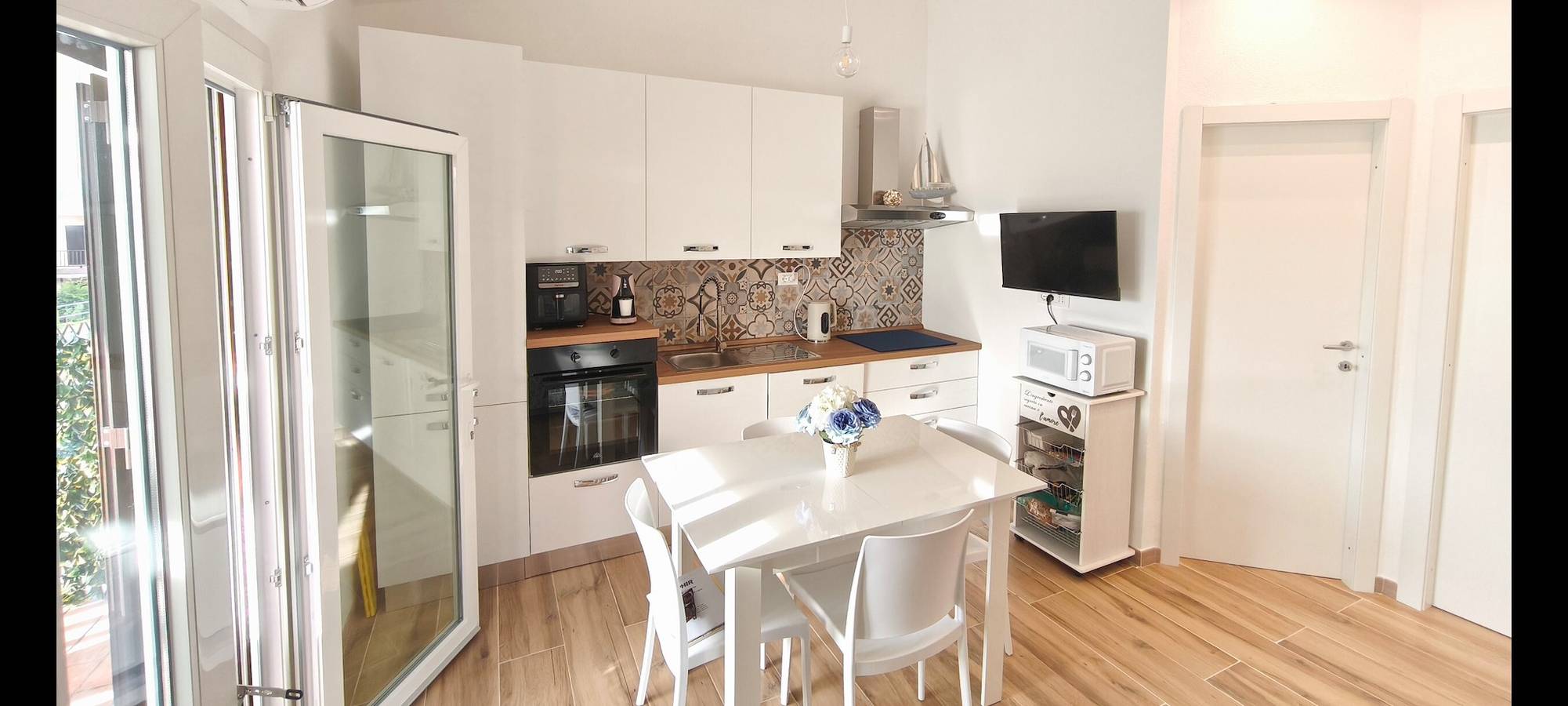 Casa Vacanze 'Orizzonte Infinito' con Vista Mare, Wi-Fi e Aria Condizionata in Cannigione, Arzachena