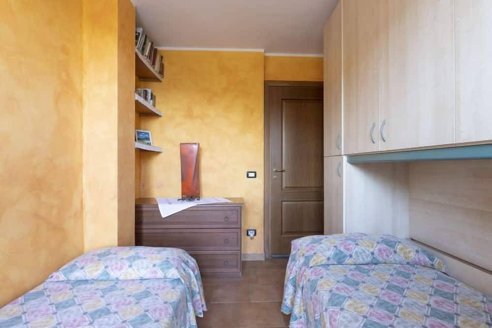 Lory House in Villa Viani (Pontedassio), Pontedassio