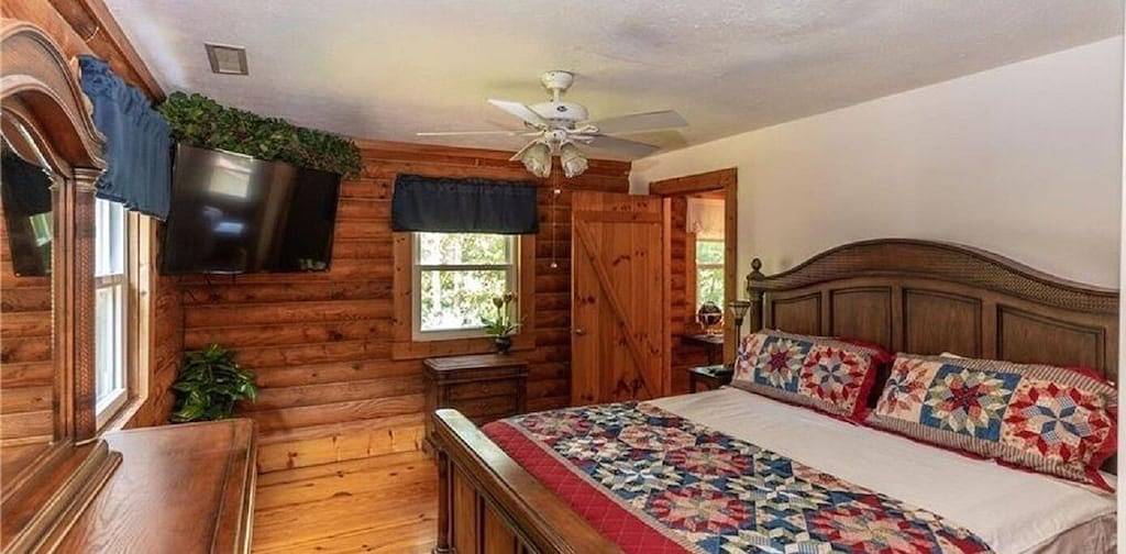 Welcome to Holly Hill – peaceful lakefront living in Lake Norman of Catawba, Lake Norman