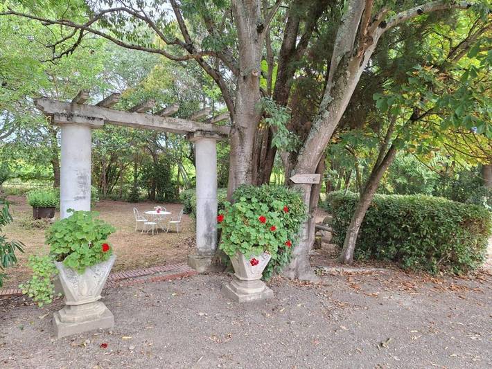 Location de vacances pour 6 personnes, avec Balcon et Terrasse ainsi que Jardin et Vue à Sainte-Eulalie (Aude)