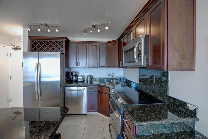 Gîte pour 3 personnes, avec jardin ainsi que piscine et balcon à Honolulu - 3