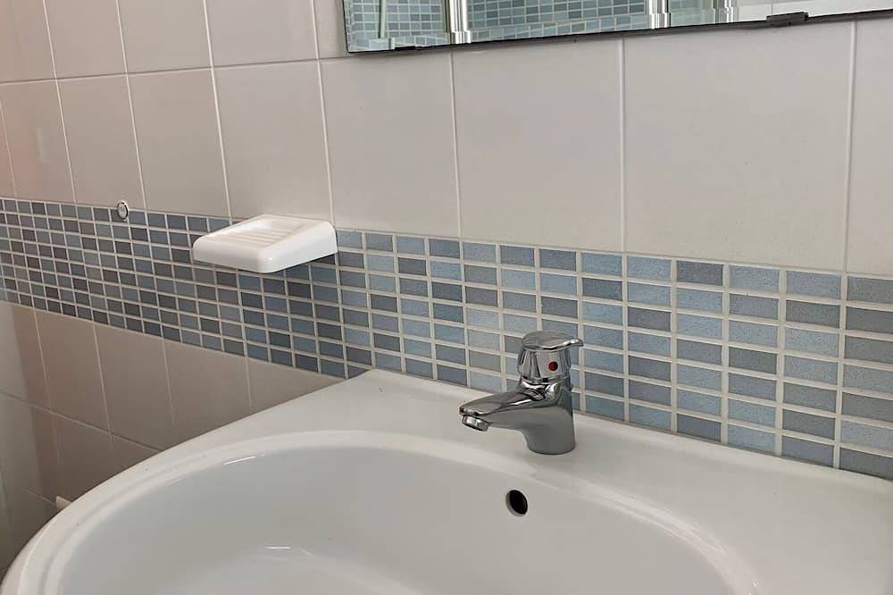 Stella Maris Holidays -Apartment with canopy in Torre Pali, Salve