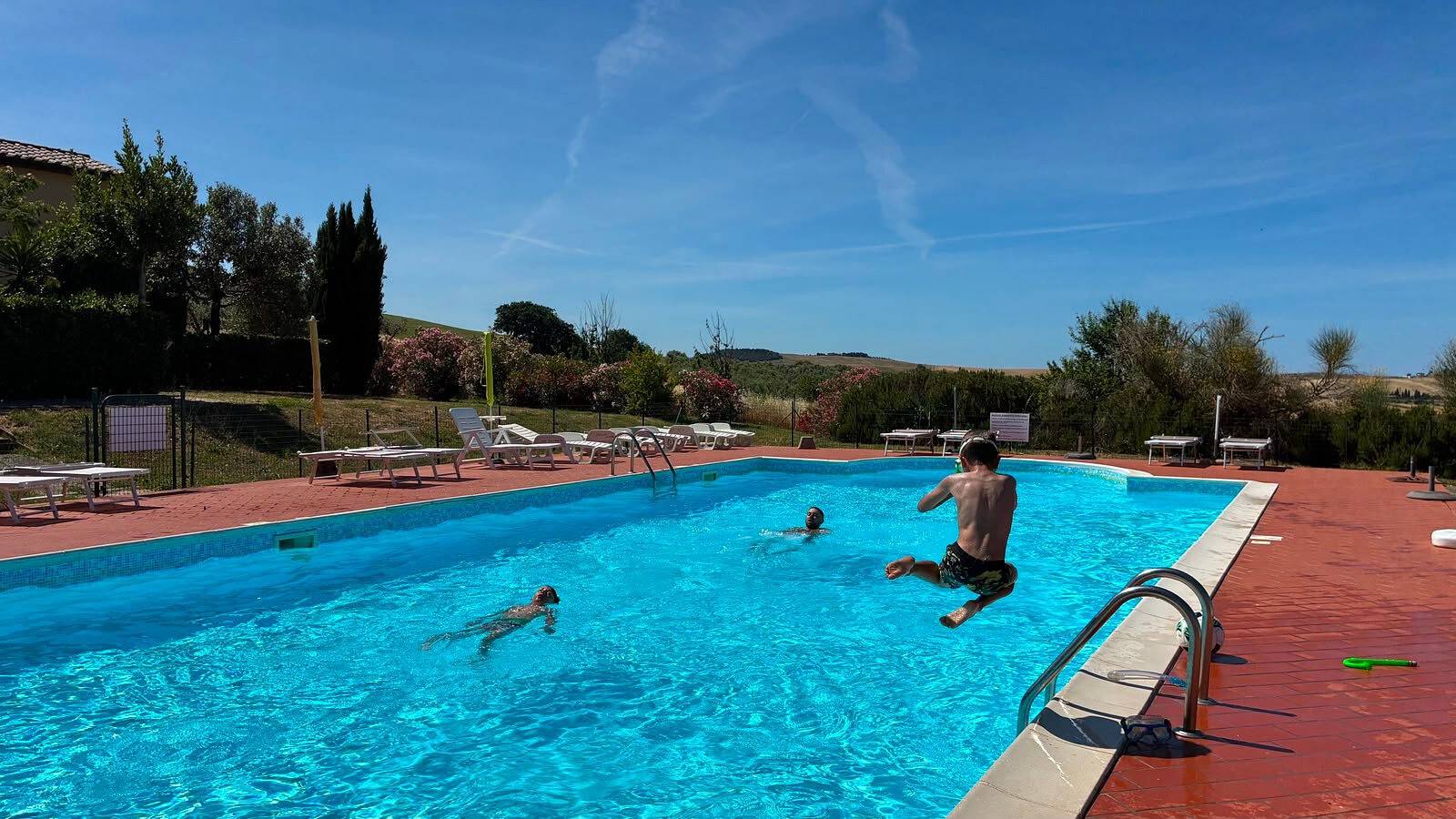 Lido Toscano, privater Garten, Pool und Haustiere erlaubt in Castellina Marittima, Etruskische Küste