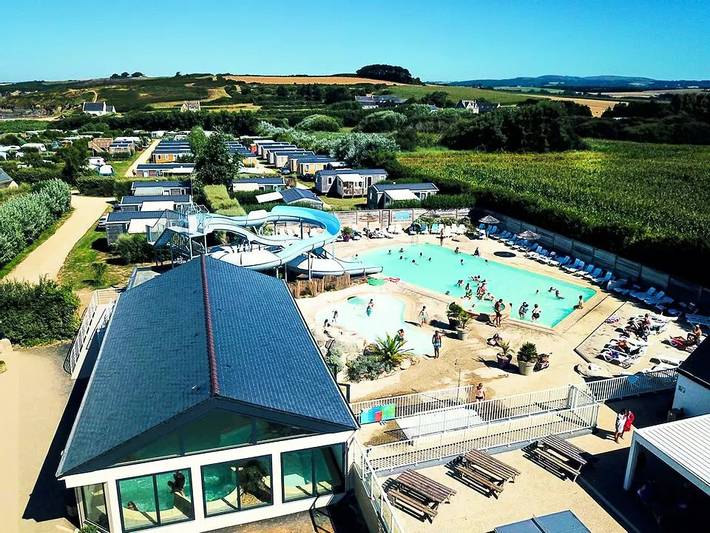 Mobil home pour 6 personnes, avec piscine, animaux acceptés à Plonévez-Porzay - 2