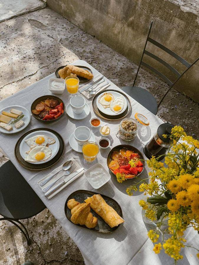 Chambre d’hôte pour 4 personnes, avec vue et terrasse ainsi que piscine et jardin à Malaucène - 3