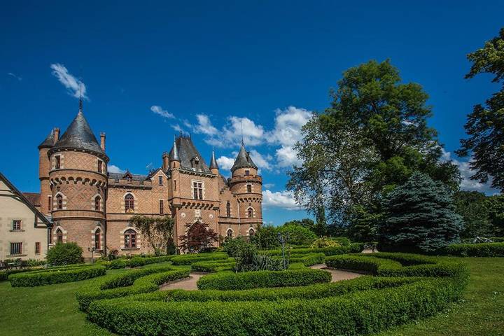 Hôtel pour 2 personnes, avec vue et jardin ainsi que piscine et sauna à Saint-Priest-Bramefant - 2