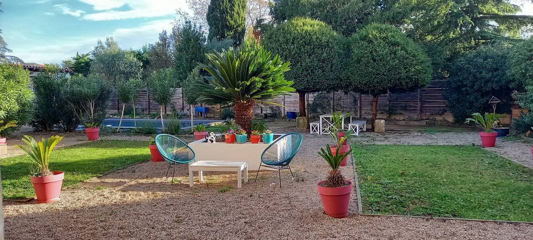 Chambre d’hôte pour 2 personnes, avec jardin et balcon, animaux acceptés dans le Languedoc-Roussillon