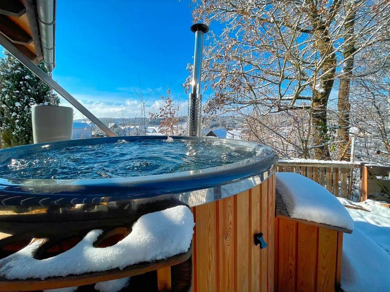Freistehendes Ferienhaus mit Sauna und Hottub in Teunz, Naturpark Oberpfälzer Wald