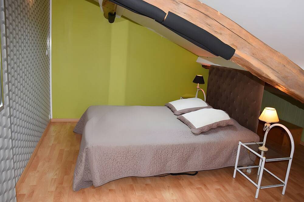 Maison de vacances 'La Maeltri' avec piscine privée, Wi-Fi et climatisation in Léguillac-de-l'Auche, Périgord Blanc