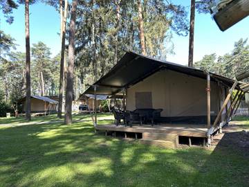 Camping für 4 Personen, mit Balkon/Terrasse und Terrasse in Belgien