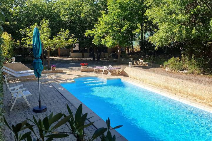 Ferienhaus für 5 Personen, mit Terrasse und Garten - 1