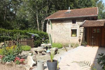 Gîte pour 5 personnes, avec terrasse et jardin à La Chapelle-aux-Bois