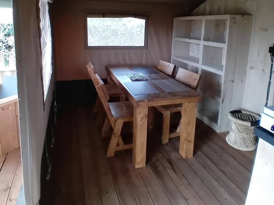 Camping Ushuaïa Villages - Les Pommiers Pays d'Auge - Tienda de lona y madera 4 personas - Woody 25 Confort Tienda Safari Lodge in Saint-Pierre-de-Cormeilles, Región de Bernay