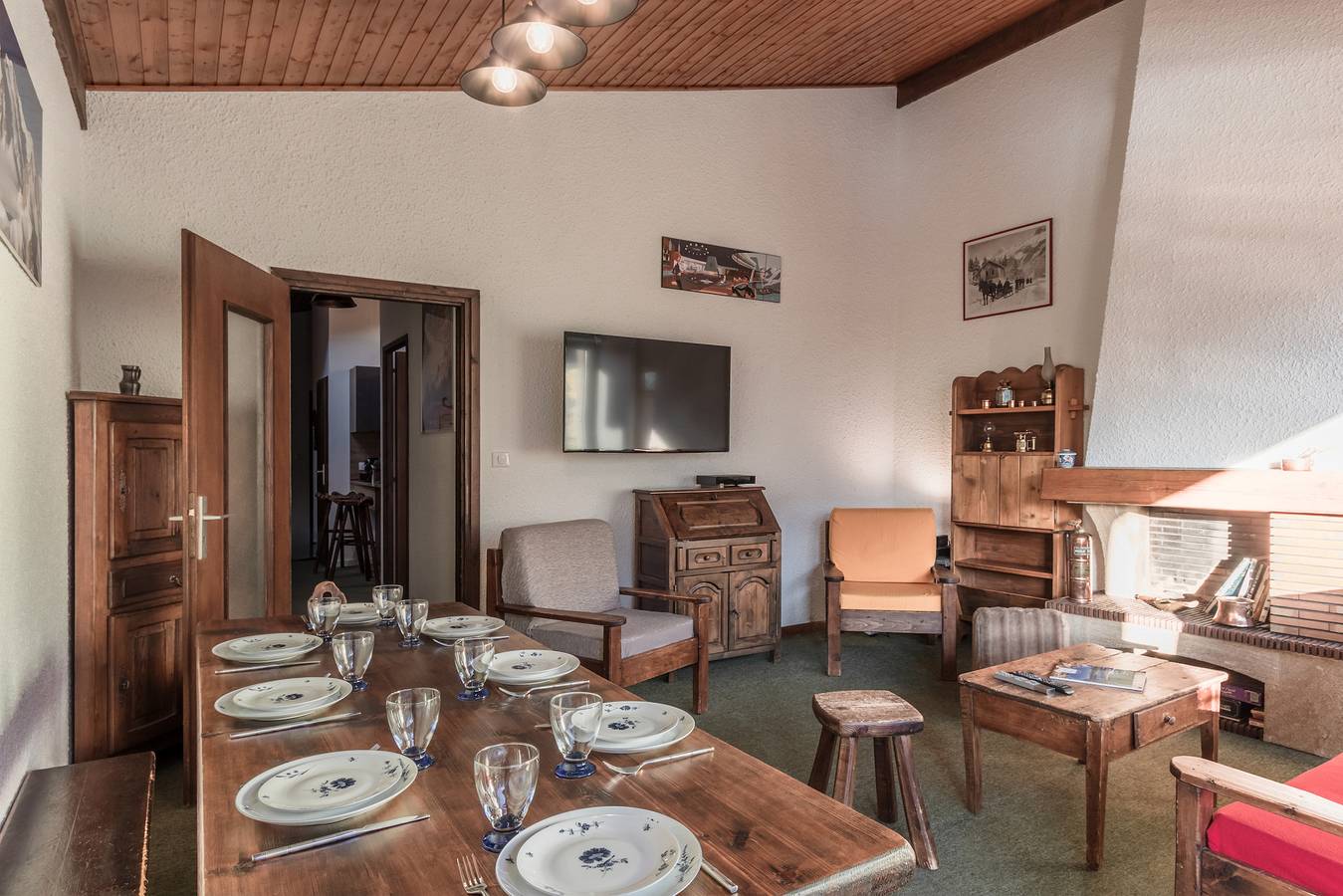 Entire apartment, Holiday apartment for 7 people with terrace in Chamonix-Mont-Blanc, Bonneville region