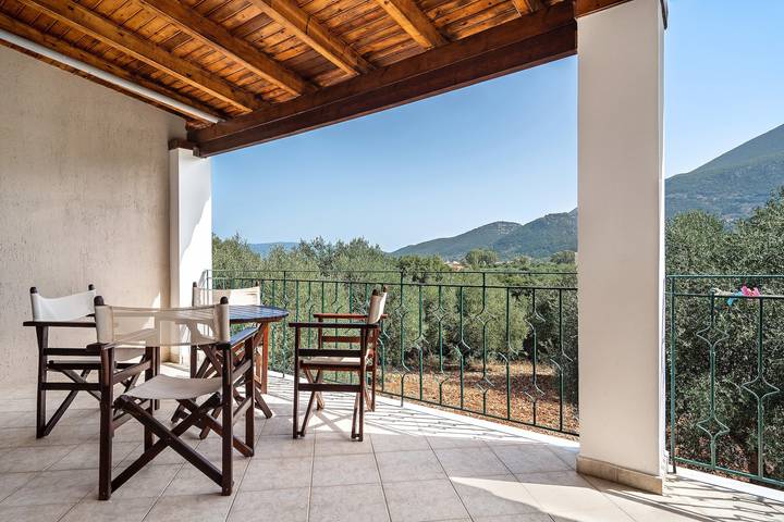 Entire apartment, Holiday Apartment Daratos apartment 3 with Sea View, Shared Garden & Wi-Fi in Sami, Kefalonia