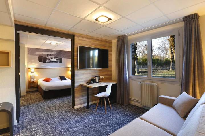 Hôtel pour 2 personnes, avec Terrasse et Jacuzzi ainsi que Jardin et Sauna