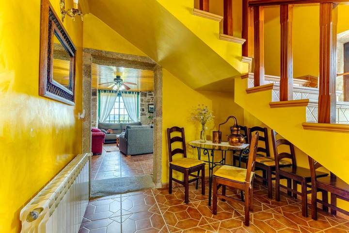 Casa rural para 2 personas, con jardín además de piscina y vistas, Se admiten mascotas en Galicia - 4