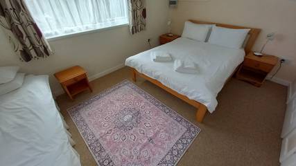 Glamping for 3 People in Goodwick, Pembrokeshire, Photo 2