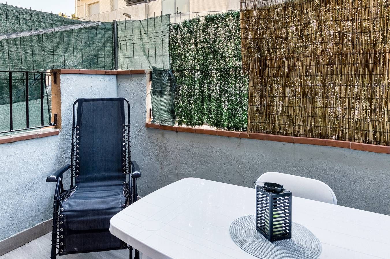 Apartamento entero, Apartamento 'Irlulan' con Terraza Privada y Wi-Fi in Platja d'Aro, Costa Brava