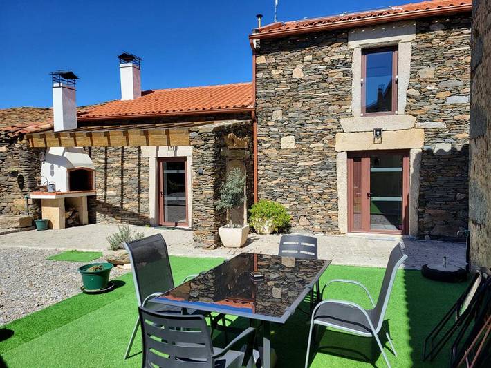 Casa rural para 2 personas, con Terraza además de Jardín y Vistas en Fariza - 2