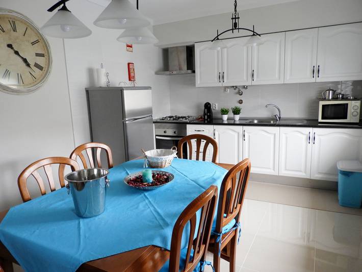 Ferienhaus für 5 Personen, mit Balkon und Terrasse in Alvor