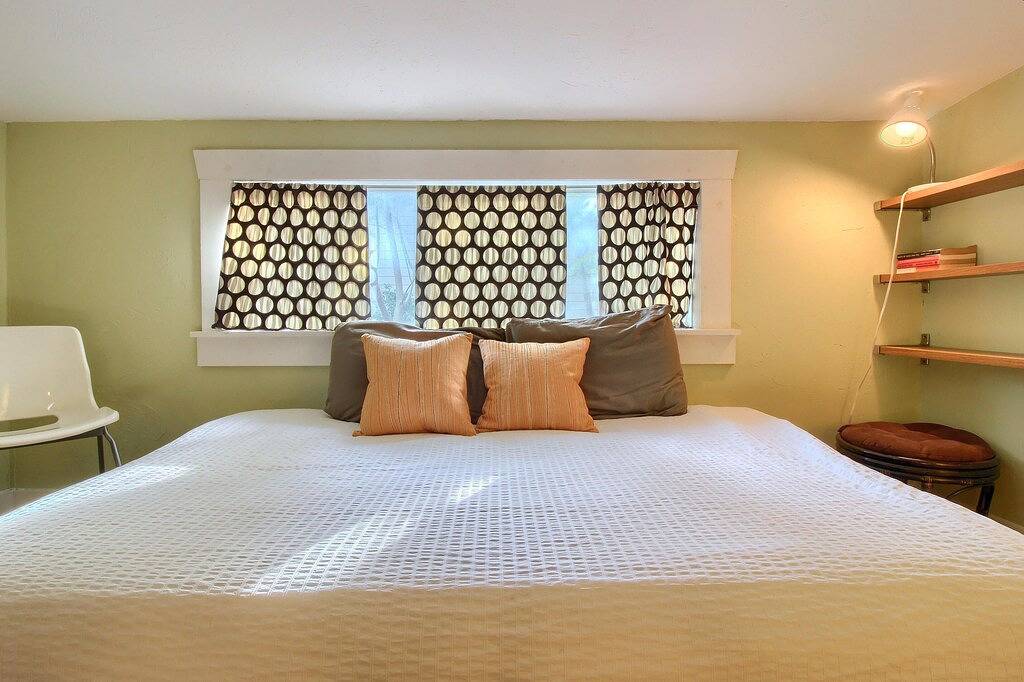 ★ Gehen Sie zu allem ★ Privater Bungalow ★ Hof ★ Ultraschnelles Wlan ★ Überdachte Parkplätze in Austin, Travis County