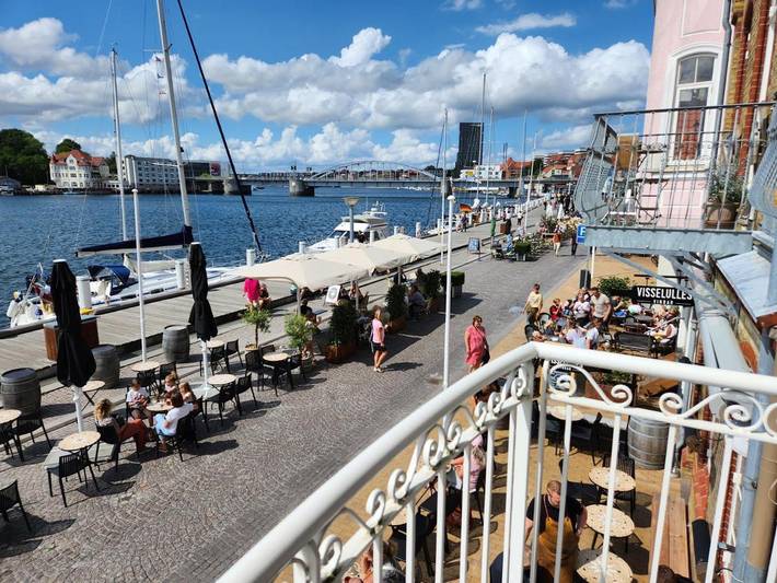 Ferienwohnung für 4 Personen, mit Balkon und Terrasse sowie Ausblick