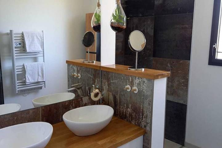 Location de vacances pour 6 personnes, avec jardin à Valréas - 4