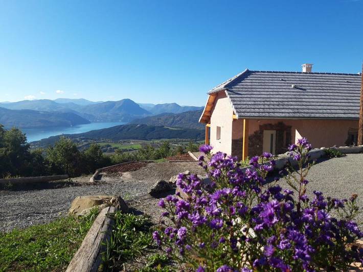 Villa pour 5 personnes, avec Balcon et Terrasse ainsi que Jardin et Vue