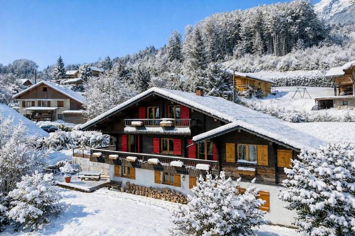 Gîte pour 4 personnes, avec Terrasse et Jardin à Les Clefs