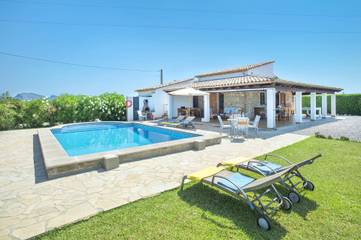 Villa in Pollença, Serra de Tramuntana für 4 