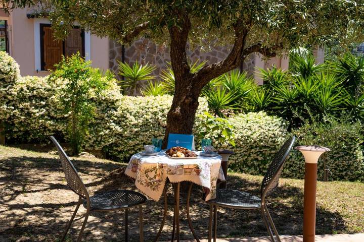 Chambre d’hôte pour 4 personnes, avec vue et jardin, adapté aux familles - 1